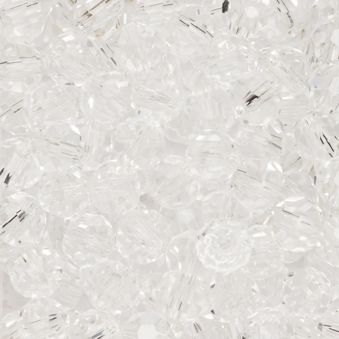 95 fasetterade glaspärlor på sträng, 4 mm i diameter – kristall / transparenta