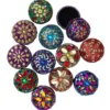 Vackert glittrande runda metallaskar Ø4,5 cm, pris per styck, säljs assorterat online